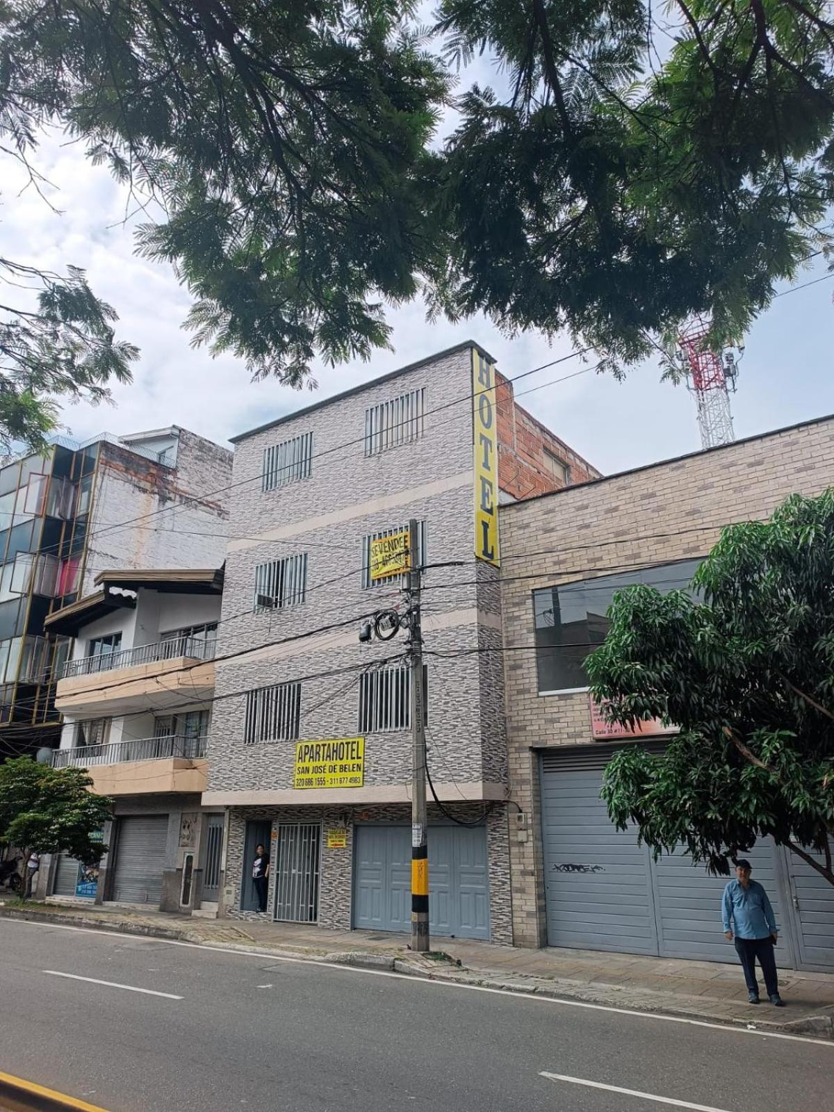 Apartahotel San Jose De Belen Medellín Exteriör bild